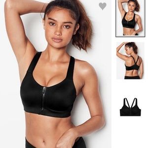 Victoria’s Secret incredible Knockout Sports Bra